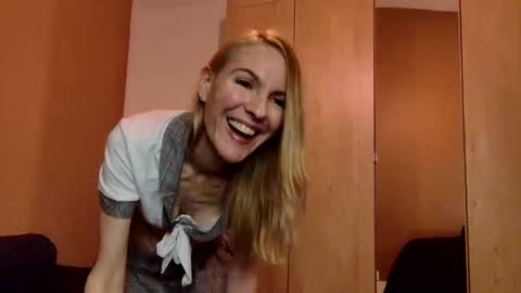 Snapshot of fanny_posy chatting on 29, 12, 2024 Fanny online show from 29, 12, 2024