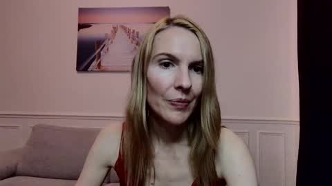 Snapshot of fanny_posy chatting on 12, 1, 2025 Fanny online show from 12, 1, 2025