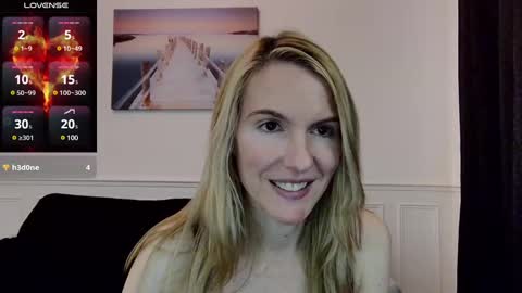 Snapshot of fanny_posy chatting on 19, 2, 2025 Fanny online show from 19, 2, 2025