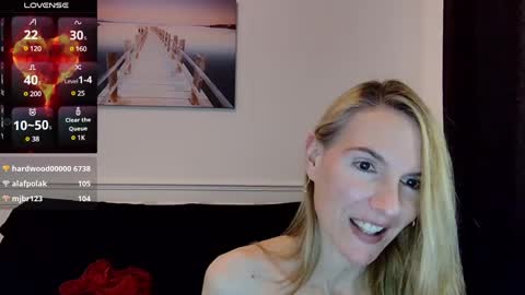 Snapshot of fanny_posy chatting on 10, 3, 2025 Fanny online show from 10, 3, 2025