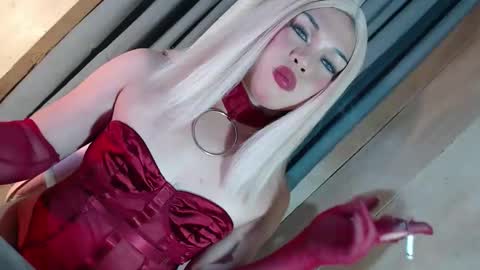 Snapshot of fantasticcock69_daniella chatting on 10, 2, 2026 DANIELLA - DONT FORGET TO GIVE ME A THUMBSU UP online show from 10, 2, 2026