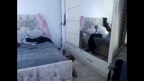 Snapshot of fantasticdeee chatting on 27, 2, 2025 fantasticdeee online show from 27, 2, 2025