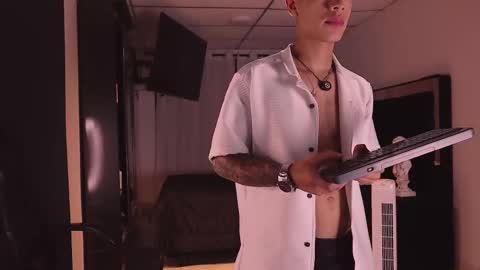 farid_jake_ online show from 5, 10, 2025