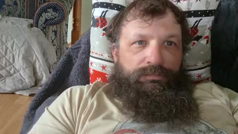 Snapshot of farm2boy chatting on 13, 5, 2026 Farm2boy online show from 13, 5, 2026