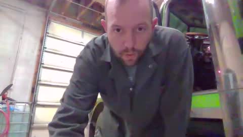 Snapshot of farmboy4720 chatting on 8, 11, 2025 farmboy4720 online show from 8, 11, 2025