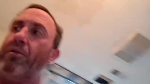 Snapshot of farmerluke457 chatting on 30, 10, 2025 farmerluke457 online show from 30, 10, 2025