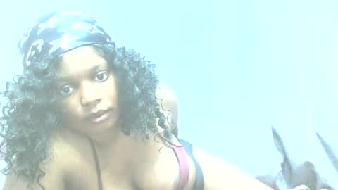 Snapshot of farzanas chatting on 19, 6, 2026 farzanas online show from 19, 6, 2026