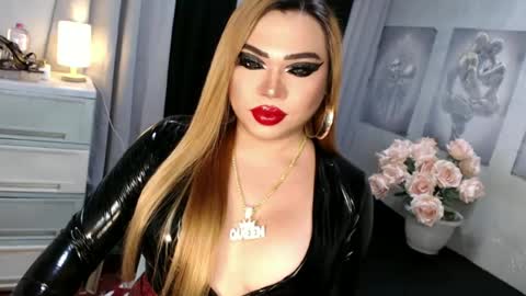 Snapshot of fascinating_ts_vana chatting on 30, 6, 2026 vana online show from 30, 6, 2026