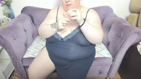 Snapshot of fashiona chatting on 11, 7, 2026 fashiona online show from 11, 7, 2026