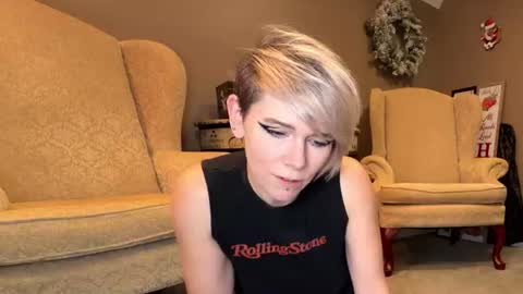 Snapshot of fatalgoth chatting on 3, 7, 2026 Lily Waifu online show from 3, 7, 2026