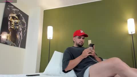 Snapshot of fatdick_1 chatting on 25, 2, 2026 M A T T E O online show from 25, 2, 2026