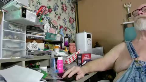 Fred. online show from 1, 3, 2025