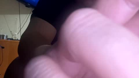 Snapshot of fatz71056 chatting on 8, 11, 2025 fatz71056 online show from 8, 11, 2025