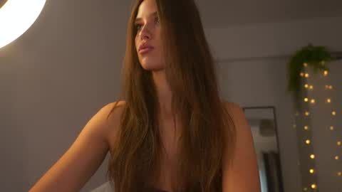 Snapshot of fazeyj chatting on 13, 10, 2025 FazeyJ online show from 13, 10, 2025