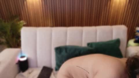 Feelena online show from 26, 11, 2025