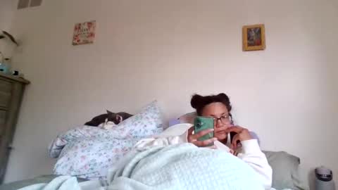 Snapshot of feetnymph chatting on 8, 6, 2026 Soley online show from 8, 6, 2026