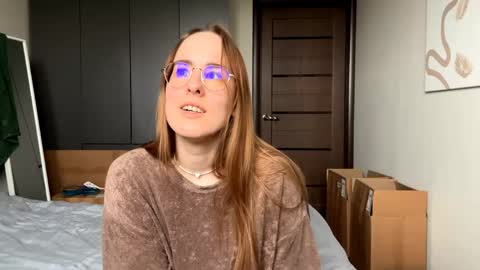 Snapshot of feleciacockrell chatting on 23, 4, 2026 Mary online show from 23, 4, 2026