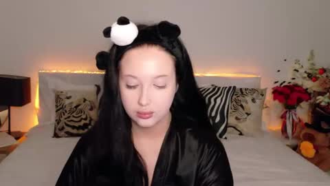 Snapshot of felicia_herceg chatting on 31, 10, 2025 Felicia Herceg online show from 31, 10, 2025