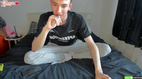 Snapshot of felixcurt69 chatting on 23, 5, 2026 felixcurt online show from 23, 5, 2026