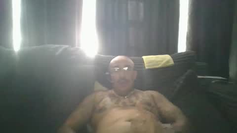 Snapshot of felixrlarios25 chatting on 6, 6, 2026 felixrlarios25 online show from 6, 6, 2026