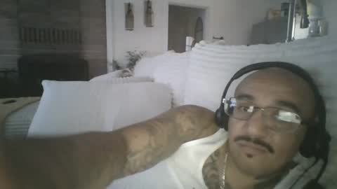 Snapshot of felixrlarios25 chatting on 29, 7, 2026 felixrlarios25 online show from 29, 7, 2026