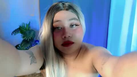 Snapshot of femboy_veronica chatting on 23, 4, 2026 femboy_veronica online show from 23, 4, 2026