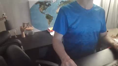 femdomsubby online show from 18, 2, 2026