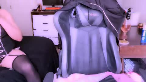 this is justice tricia a bigelow. she was fucking my husband tom girardi online show from 27, 10, 2025