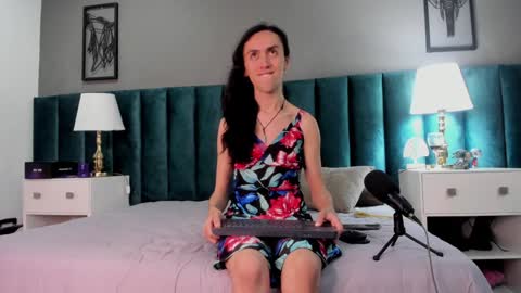 Snapshot of fenix_karoll chatting on 14, 12, 2024 Karol online show from 14, 12, 2024