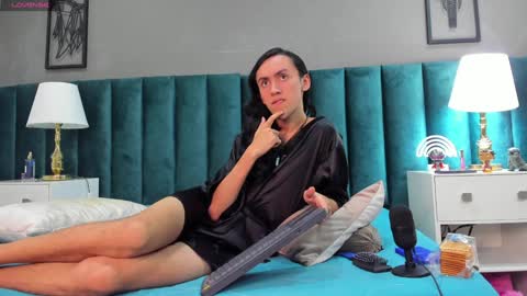 Snapshot of fenix_karoll chatting on 5, 2, 2025 Karol online show from 5, 2, 2025