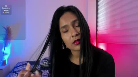 fernanda_liie_ online show from 25, 4, 2026