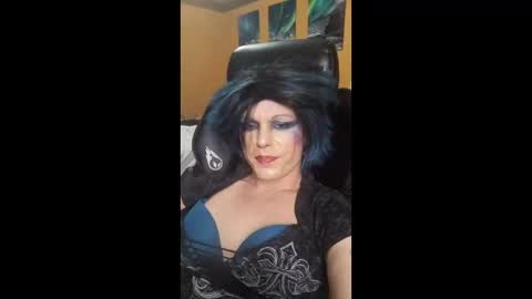 Snapshot of ferricslut chatting on 16, 12, 2025 Selenaironside online show from 16, 12, 2025