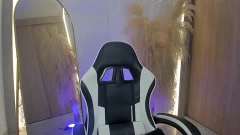 Fer  online show from 7, 1, 2026