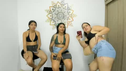 Snapshot of fetishgirlsxx chatting on 17, 6, 2026 Fetishgirlsxxx online show from 17, 6, 2026