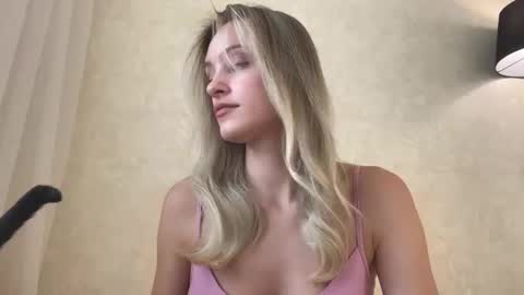 Lisa online show from 5, 10, 2025