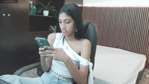 Snapshot of ffreyja_ chatting on 25, 4, 2026 Freyja online show from 25, 4, 2026