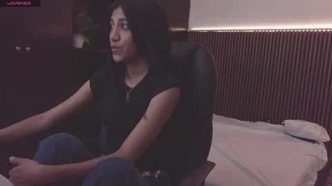 Snapshot of ffreyja_ chatting on 8, 5, 2026 Freyja online show from 8, 5, 2026
