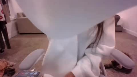 fierce_chick online show from 4, 10, 2025