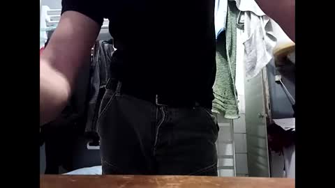 fifi010203 online show from 12, 4, 2026