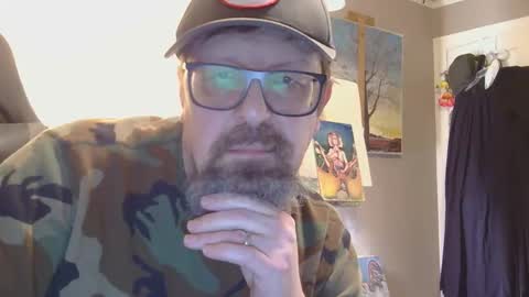 Snapshot of figuredraw chatting on 4, 2, 2026 figuredraw online show from 4, 2, 2026