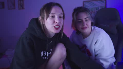 cap and Lana  online show from 7, 12, 2024