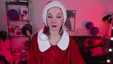 cap and Lana  online show from 25, 12, 2024