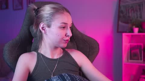 cap and Lana  online show from 23, 2, 2025