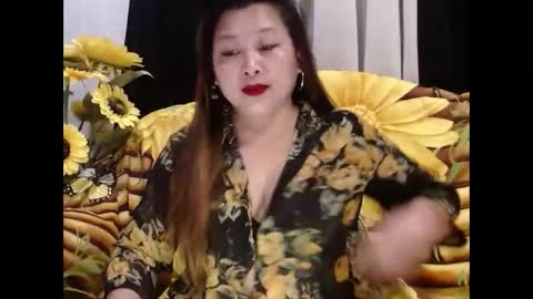 Snapshot of filipinasweetheart chatting on 28, 5, 2026 Yhen online show from 28, 5, 2026
