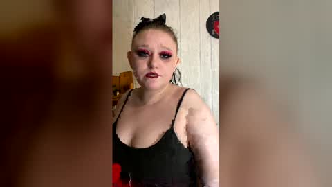 Snapshot of findommefoxi chatting on 24, 3, 2026 findommefoxi online show from 24, 3, 2026