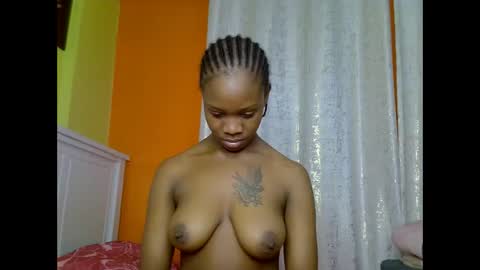 Snapshot of fine_queen12 chatting on 21, 5, 2026 fine_queen12 online show from 21, 5, 2026