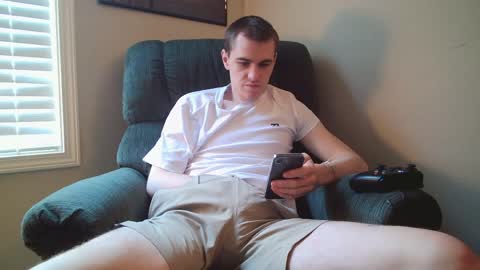 Snapshot of finnabun33 chatting on 8, 6, 2026 Jake I am Bicurious online show from 8, 6, 2026