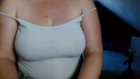 Snapshot of fionna_fineas chatting on 14, 7, 2026 Fionna online show from 14, 7, 2026