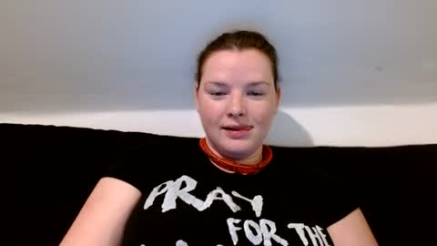 Snapshot of fionna_fineas chatting on 27, 7, 2026 Fionna online show from 27, 7, 2026