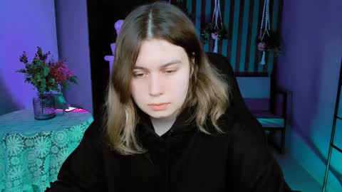 fiora online show from 25, 1, 2025